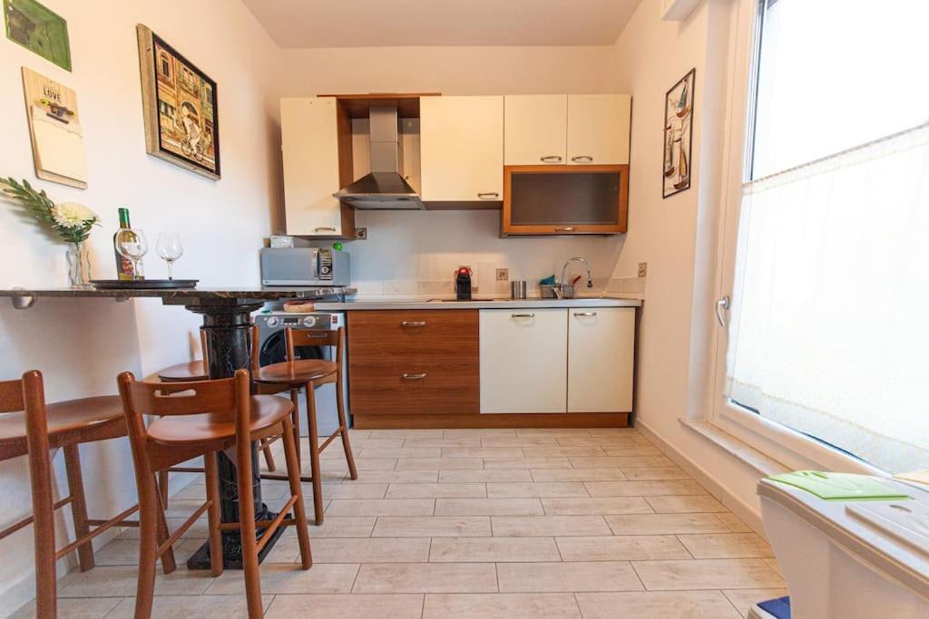 La Casa Del Forziere Verde Специя Екстериор снимка